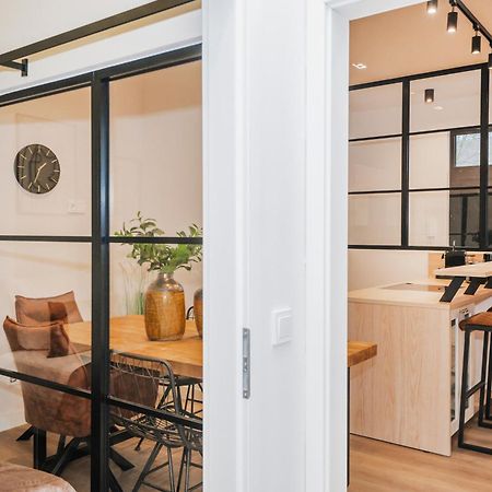 S331 - Luxurious Two Bedroom Duplex Apartment In Cologne Exterior photo